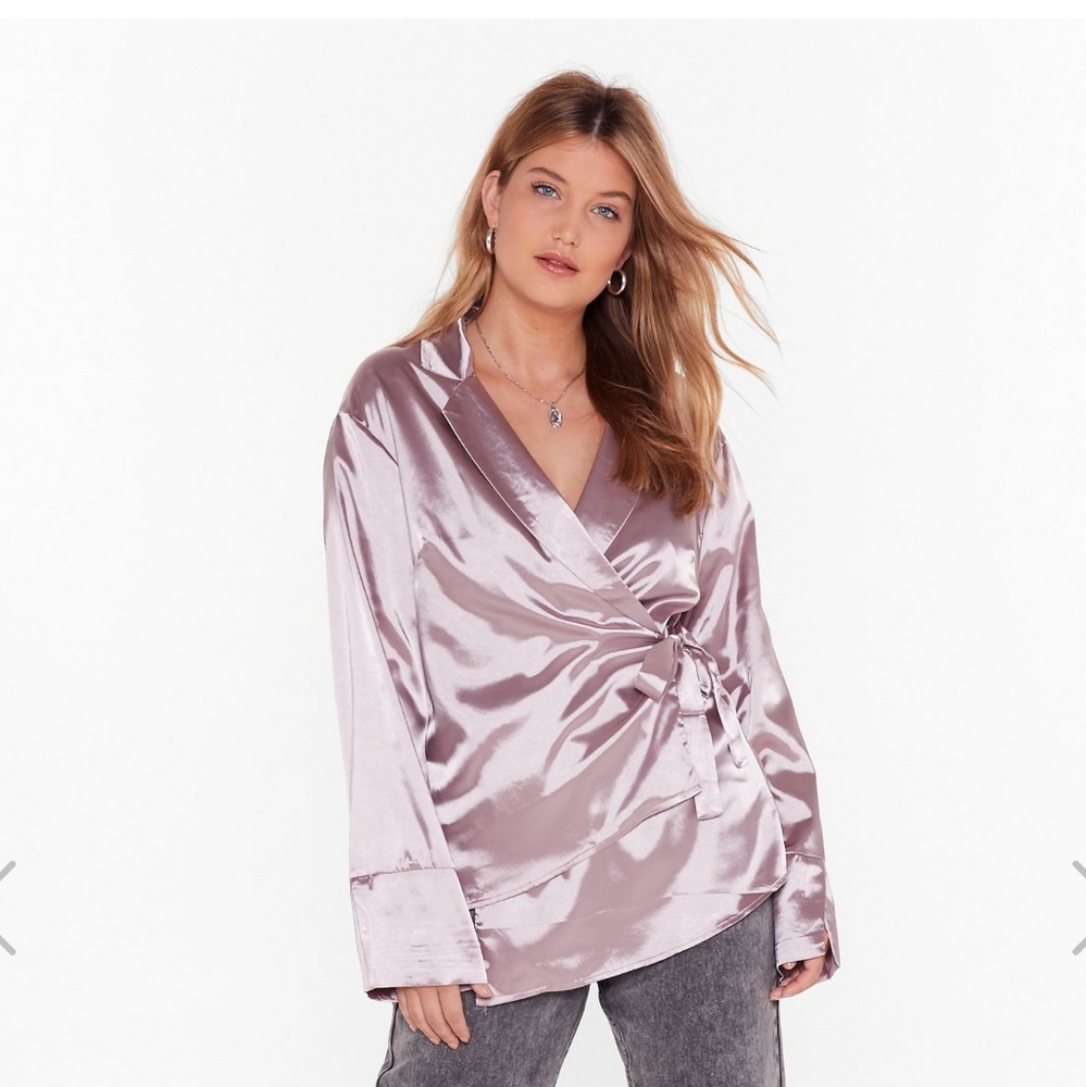 GIFTED! Stunning PLUS Satin Blouse - Picture 3 of 7